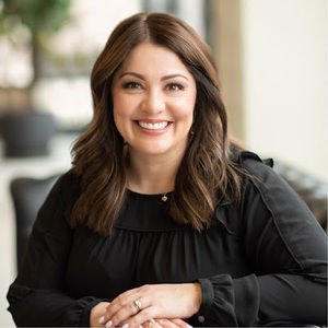 Meet your Posher, Leticia